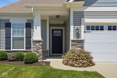 4298 Red Barn Drive, Whitestown - 3