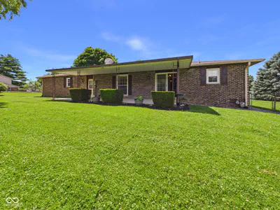 186 Gay Drive, Alexandria - 26