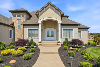 4025 Lochview Court, Bargersville - 6