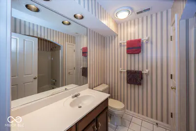 11691 Diamond Pointe Court, Indianapolis - 41