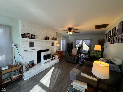 2324 200, Rushville - 7