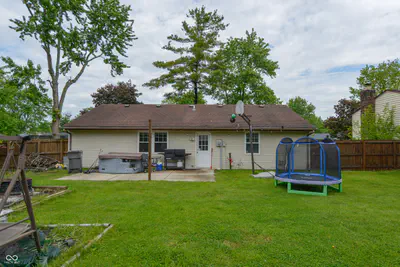 5423 Lobo Drive, Indianapolis - 16