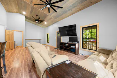 7951 Laurel Drive, Nineveh - 18
