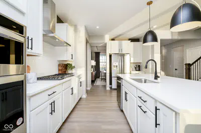 954 Pearson Pass, Avon - 12
