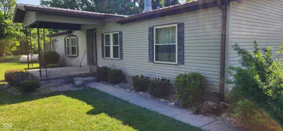 23176 Us Highway 52, Laurel