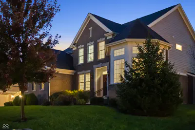 10599 Geist View Drive, Fishers - 9