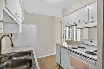 3903 Marseille Road, Indianapolis - 27