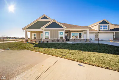 6204 Fairview Drive, McCordsville - 2