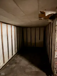 2854 Illinois Street, Indianapolis - 20