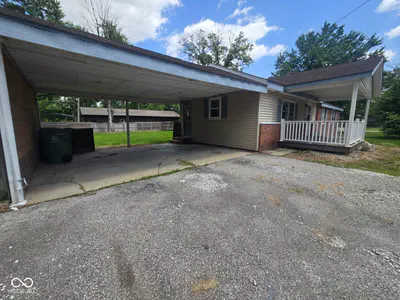 600 Beech Street, Sullivan - 3