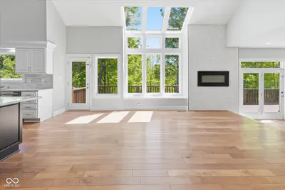 8631 Bay Colony Drive, Indianapolis - 12