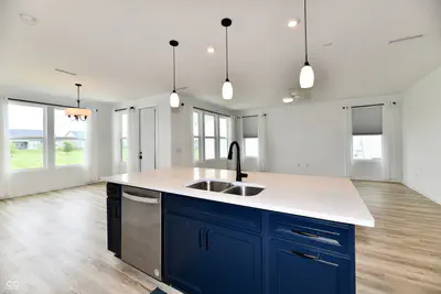 4720 Petunia, Plainfield - 27