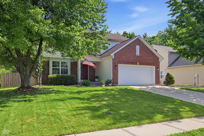 10207 Tybalt Drive, Fishers - 2