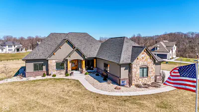 4264 Chapel Hill Court, Bargersville