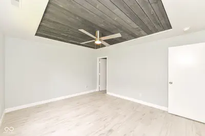 652 Meadows Edge Lane, Indianapolis - 18