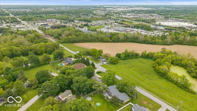 7018 Creekwood Estates, Brownsburg - 37