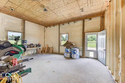 6888 State Road 44, Martinsville - 39