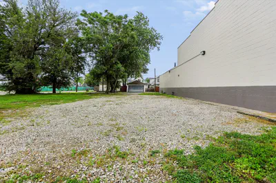 2121 Madison Avenue, Indianapolis - 58