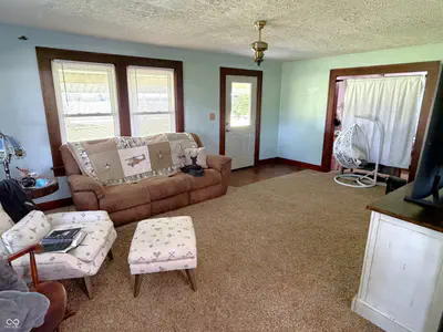 2438 500, Crawfordsville - 3