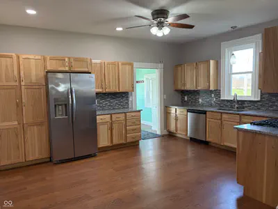 7746 County Road 50, Connersville - 22