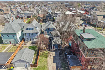 1610 Delaware Street, Indianapolis - 74
