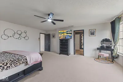 797 Hickory Pine Drive, New Whiteland - 27