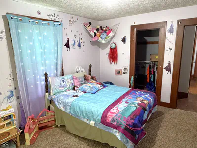 2438 500, Crawfordsville - 17