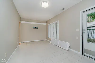 9135 256th Street, Arcadia - 17