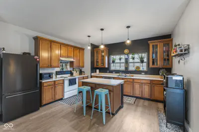 797 Hickory Pine Drive, New Whiteland - 13