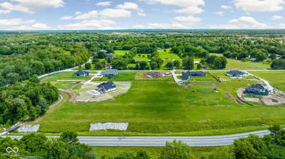 5872 Gibbs Road, Plainfield - 10