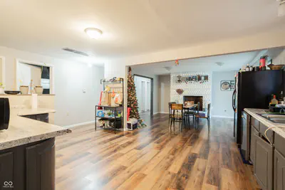 225 College Drive, Anderson - 11