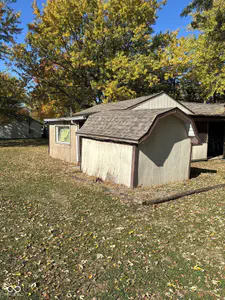 2527 E Street, Elwood - 4