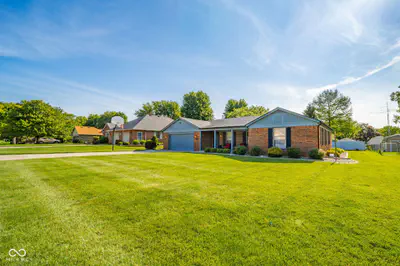 812 Eastgate Drive, Anderson - 2