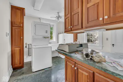 1250 Park Avenue, Franklin - 11