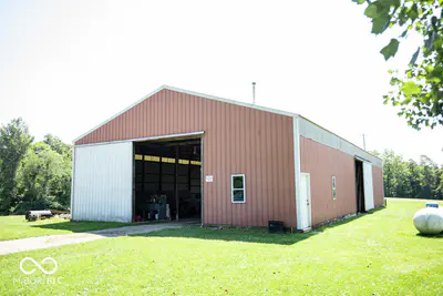 1000 County Road 55, North Vernon - 51