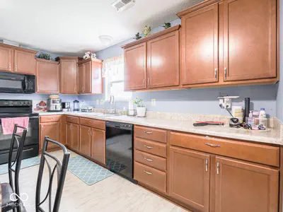 8218 Devon Avenue, Indianapolis - 17