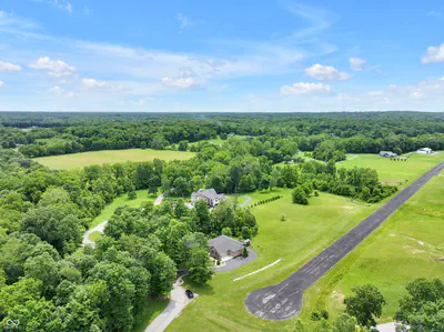 1710 Cessna Boulevard, Martinsville - 53