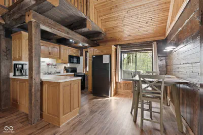 11040 Purdue Farm Road, Dubois - 32