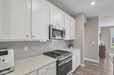 7378 Firestone Road, Whitestown - 10