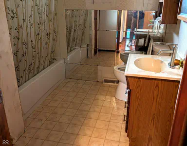 1001 9th Street, Greensburg - 18