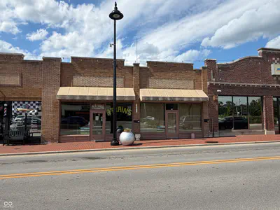 176 Main Street, Greenwood