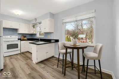 1420 Kessler Boulevard East Drive, Indianapolis - 9