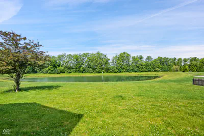 5682 Port Drive, McCordsville - 24