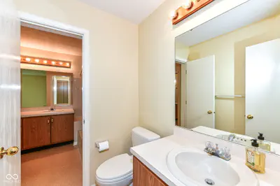 7238 Harbour Isle, Indianapolis - 17