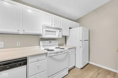 209 Faulkner Court, Carmel - 19