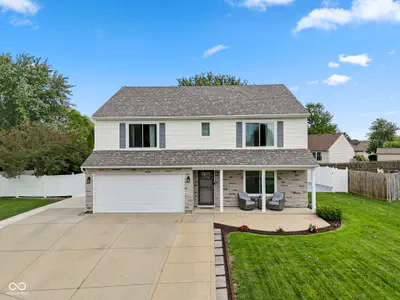435 Lake Shore Court, Franklin