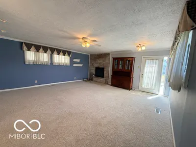 824 5th Street, Seymour - 36
