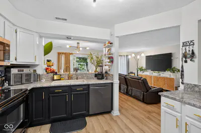 9209 Sea Pine Lane, Indianapolis - 17