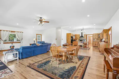 6070 County Road 200, Avon - 11