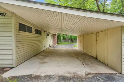 9105 Washington Boulevard, Indianapolis - 40